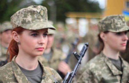 Женщин будут призывать на военную службу в случае введения военного положения — ВСУ