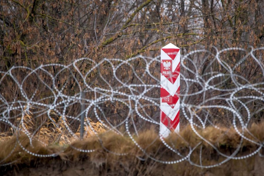 Польські прикордонники затримали двох українців, які допомагали нелегальним мігрантам перетнути кордон