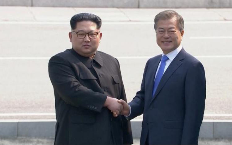 Лідери КНДР та Південної Кореї готові до укладення мирної угоди