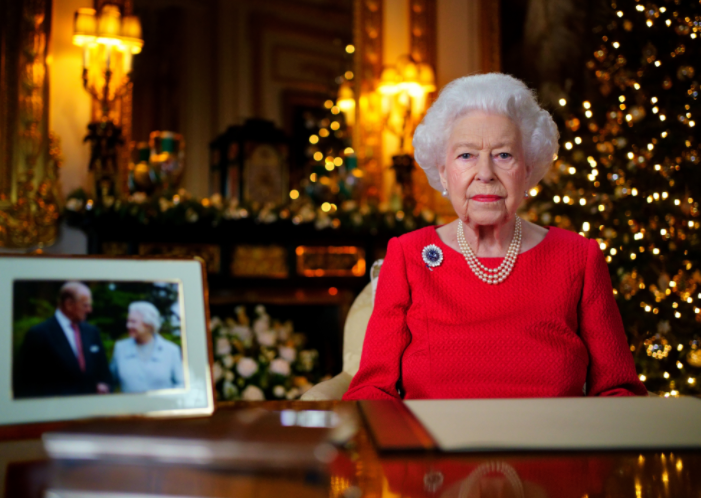 Єлизавета II виступила з різдвяною промовою, в якій віддала шану принцу Філіпу