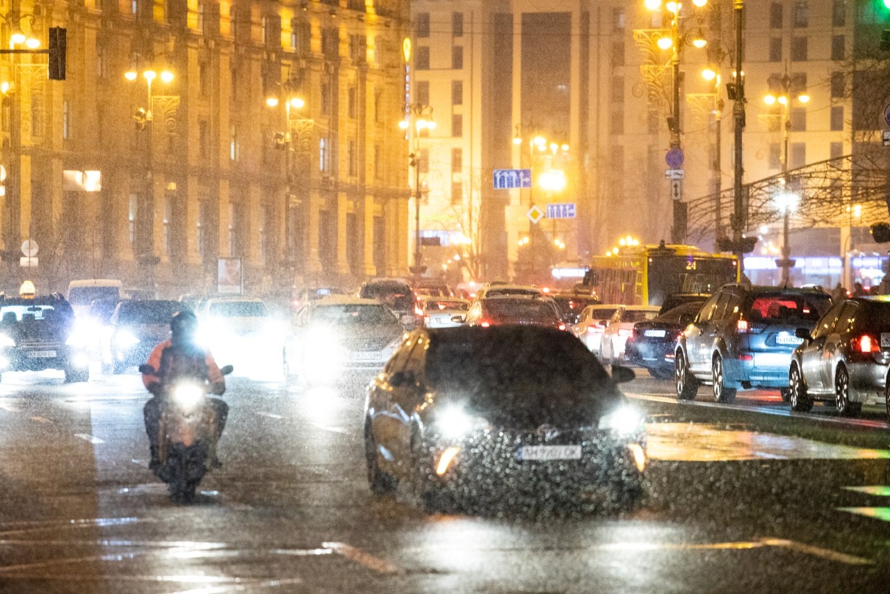 У Києві через ожеледь стався збій у роботі громадського транспорту — Грищак