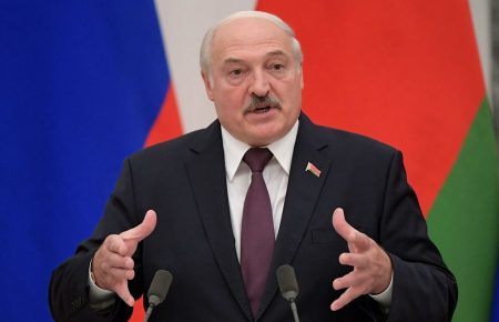 Навіщо Лукашенку зміни в конституції Білорусі та що у них головне?