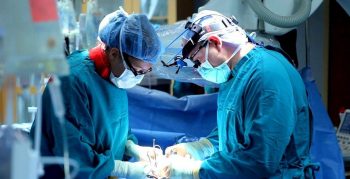 «Чорної» трансплантології в Україні не існує, для забору органу потрібні підписи щонайменше 10 лікарів — хірург