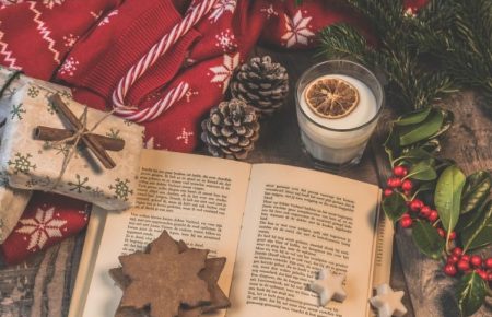 Что почитать для рождественского настроения? Советы литературного критика