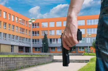 Усі випадки стрілянини в школах об’єднує те, що діти були ізольовані від колективу — Петренко