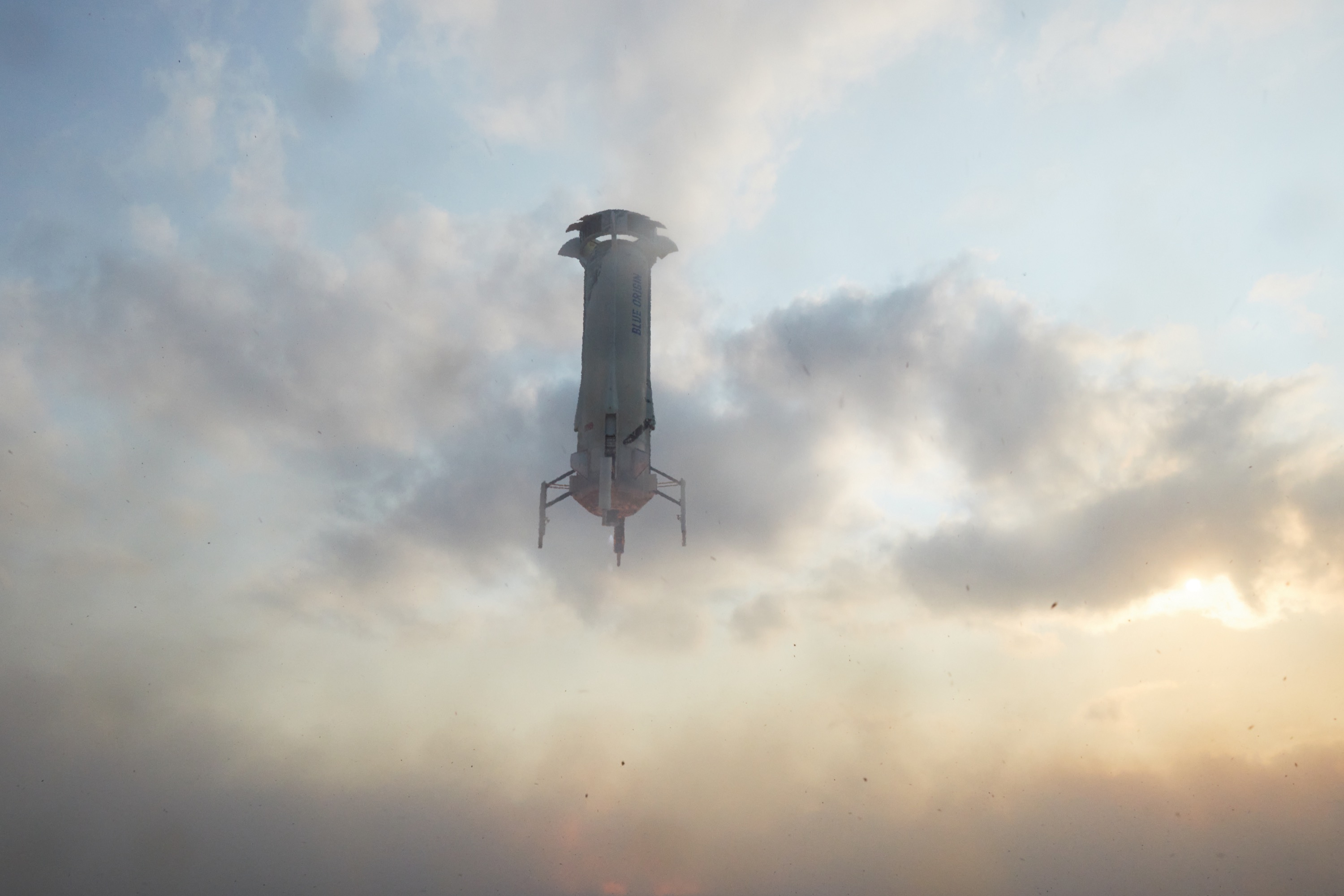 Ракета New Shepard совершит полет с шестью туристами