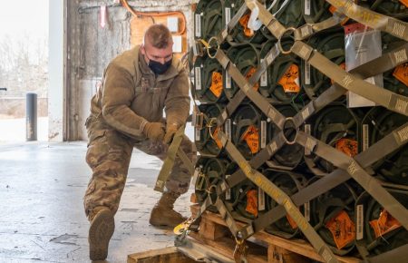 США передали Україні гранатомети SMAW-D