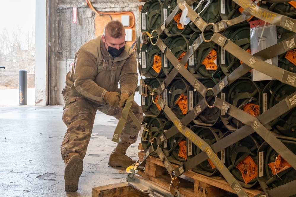 США передали Україні гранатомети SMAW-D