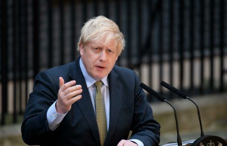 Британія запровадить санкції проти осіб та підприємств РФ у разі вторгнення в Україну — Джонсон