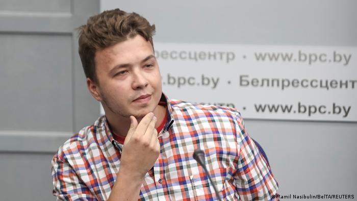 Протасевич хоче перезапустити Telegram-канал Sprava: він заявив, що його випустили з-під домашнього арешту