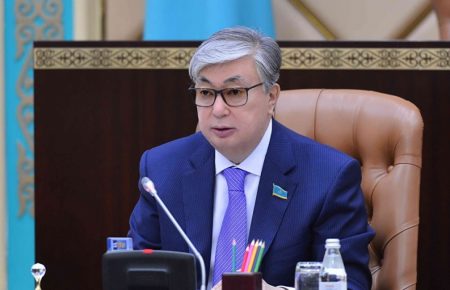 Президент Казахстана назвал протесты «попыткой государственного переворота» и заявил об участии в ней «иностранных боевиков»