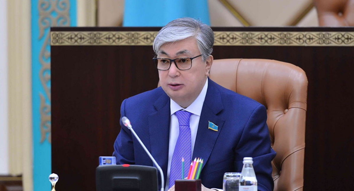 «Збираюся діяти максимально жорстко» — президент Казахстану звернувся до народу