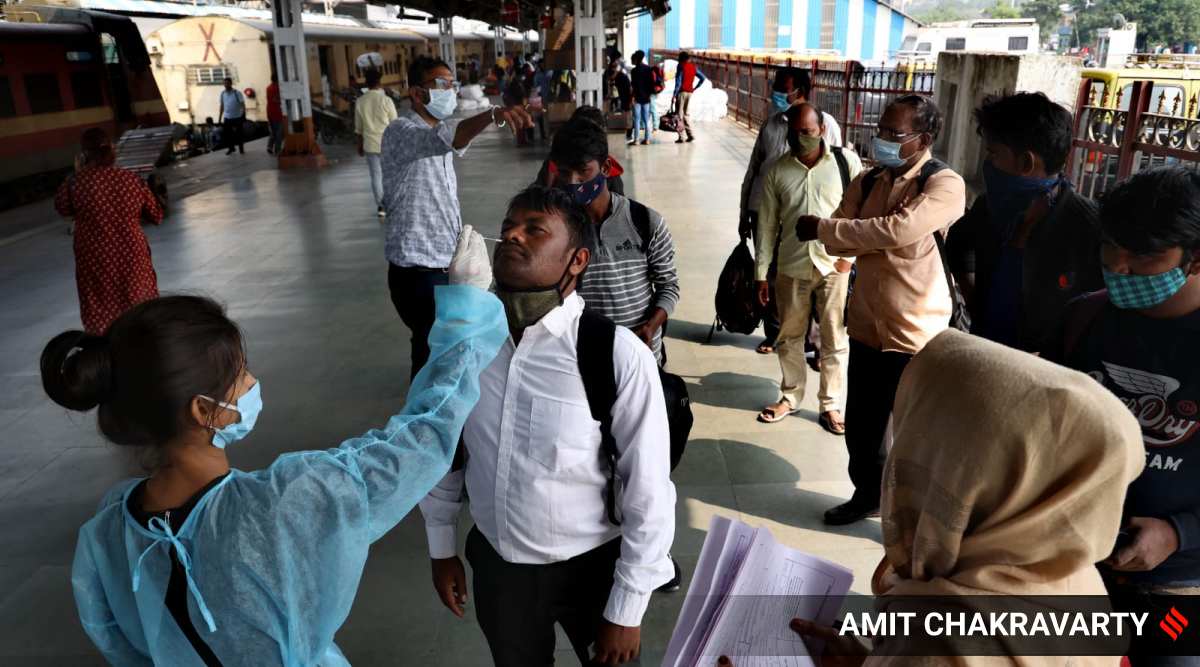 В Индии ввели обязательный карантин для всех прибывающих в страну