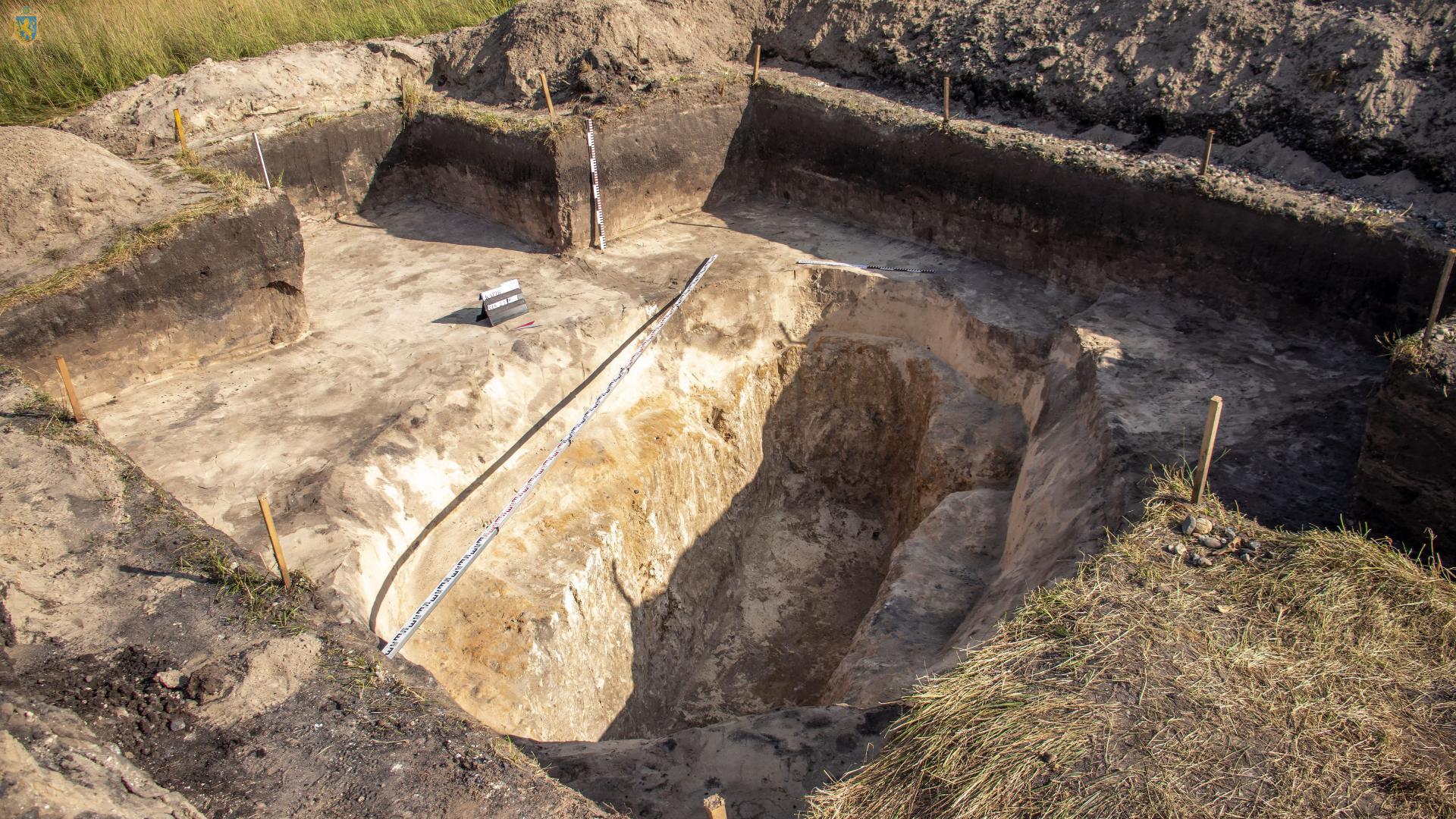 На Львовщине археологи нашли захоронение и загадочное сооружение времен Римской империи (фото)