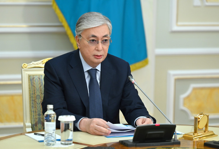Уряд Казахстану відправили у відставку