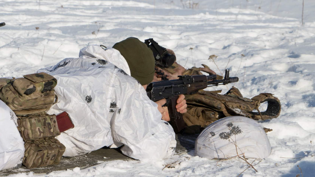 Бойовики обстріляли позиції українських військових на Донбасі