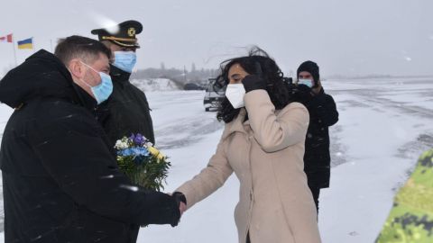 В Україну з офіційним візитом прибула міністерка оборони Канади