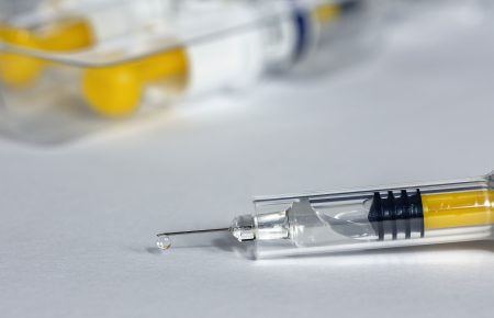 Бустерну дозу вакцини проти COVID-19 у Києві отримали близько 10 тисяч людей — КМДА