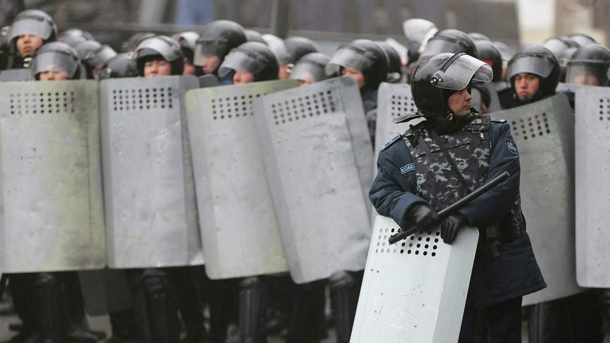 У Казахстані оголосили про завершення «антитерористичної операції» в більшості регіонів
