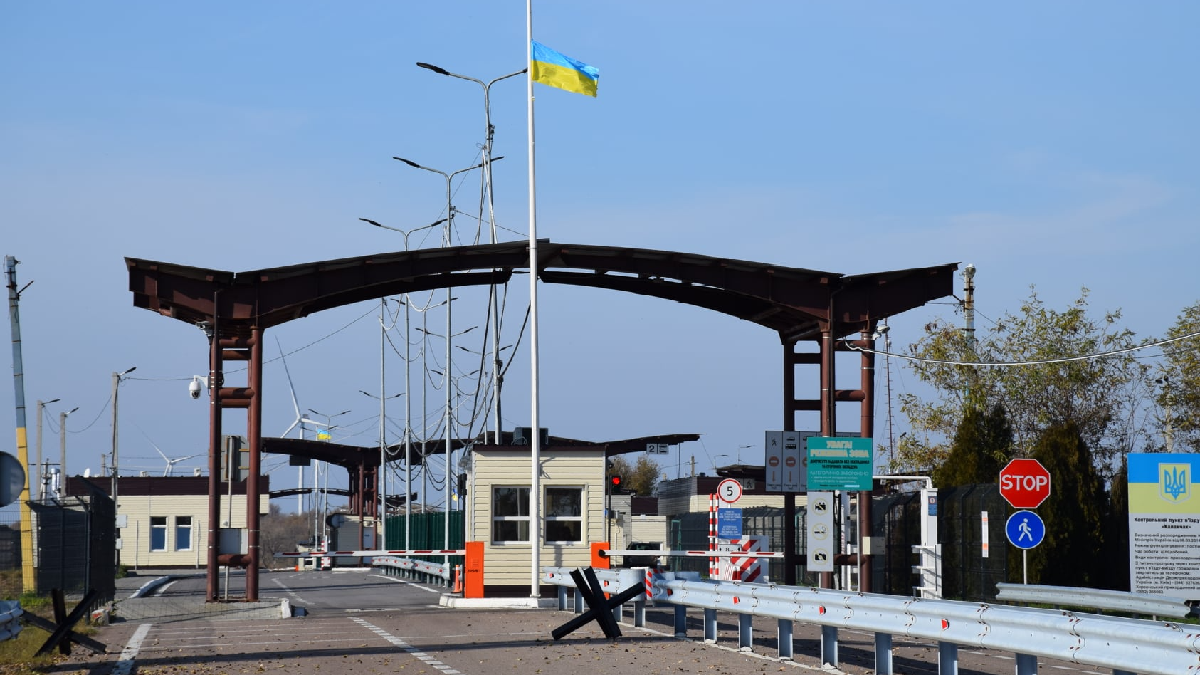 Протягом останніх годин окупаційна влада не пропустила до Криму близько 50 громадян — Денісова