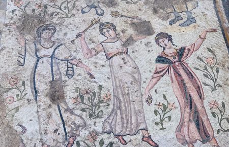 В Турции археологи обнаружили уникальную 1500-летнюю мозаику (фото)