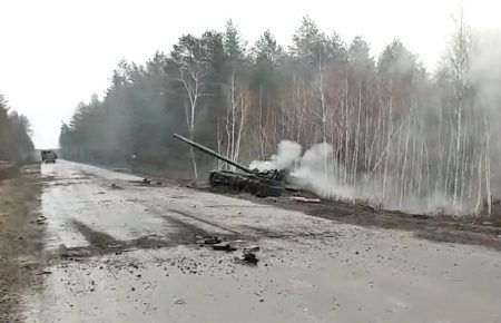 На Луганщині українські військовослужбовці знищили 2 російські танки — штаб ООС