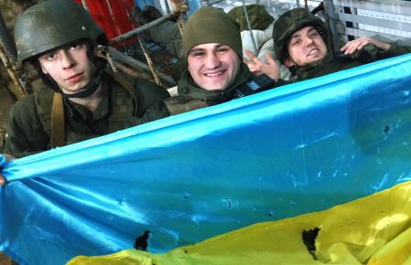 Украинские военные отбили аэропорт в Гостомеле