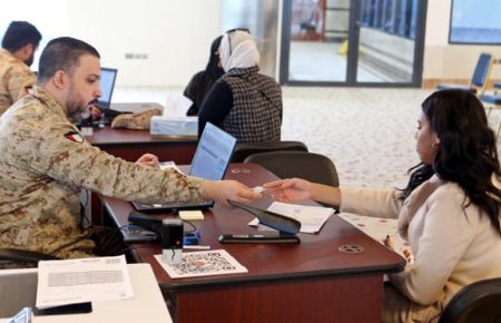 У Кувейті жінки служать у війську — але відтепер без зброї, для цього потрібен дозвіл чоловіка