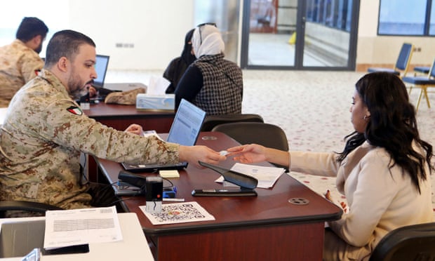 У Кувейті жінки служать у війську — але відтепер без зброї, для цього потрібен дозвіл чоловіка