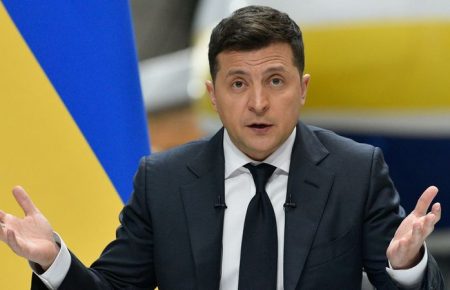 Зеленський дав народним депутатам добу, щоб повернутися в Україну