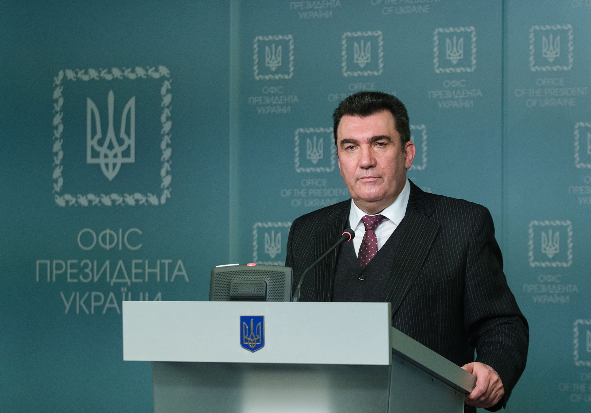 СНБО предлагает Раде ввести чрезвычайное положение на всей территории Украины