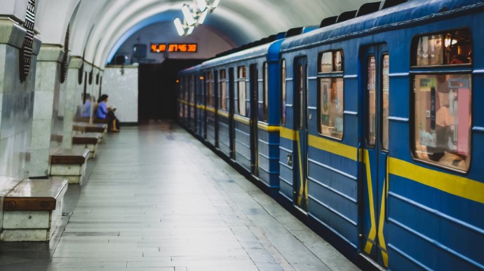 В киевском метро 6 станций в утренние и вечерние часы будут работать без кассиров