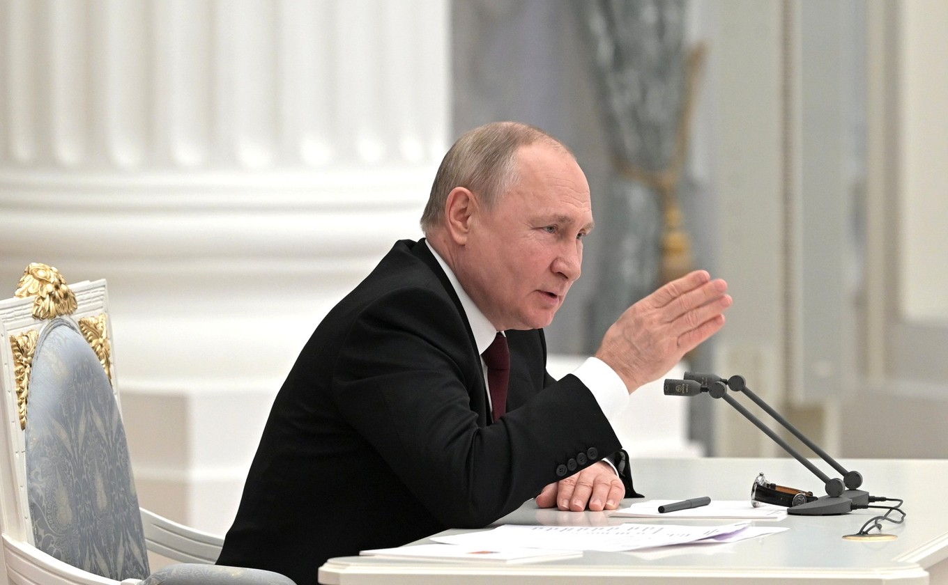 Путин подписал указ о признании суверенитета «Л/ДНР»
