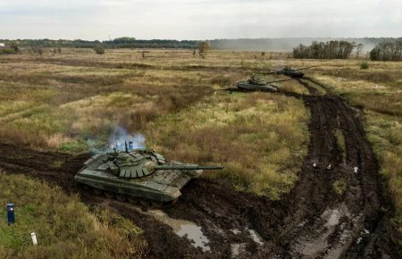 Россия отводит часть войск от украинских границ – Минобороны РФ