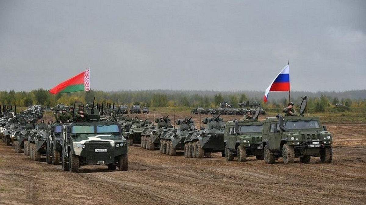 Російські війська не залишаться у Білорусі після навчань — Пєсков