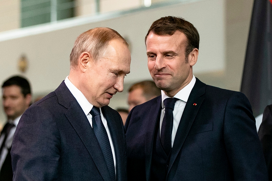 Макрон та Путін провели майже двогодинну розмову на тлі загрози вторгнення РФ в Україну