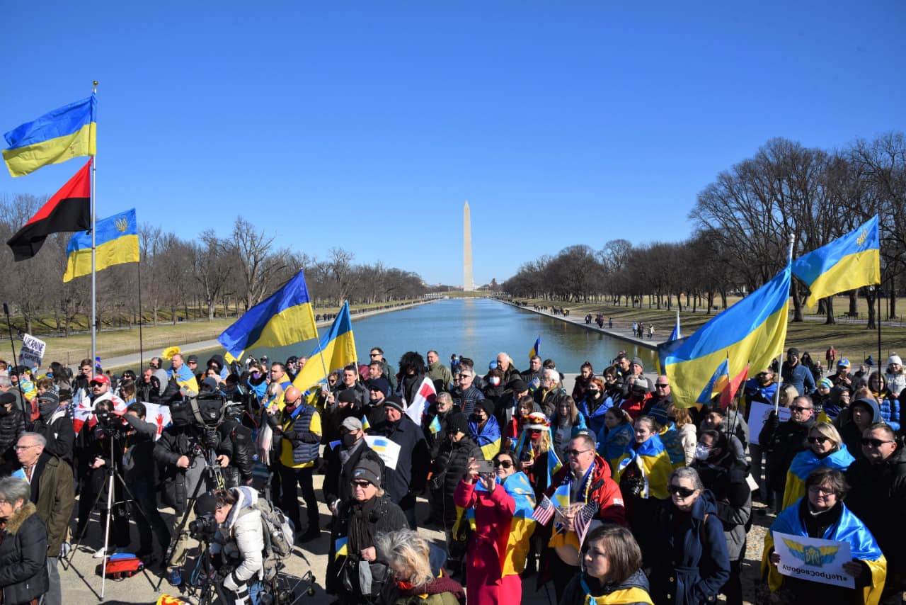 У Вашингтоні провели мітинг на підтримку України (ФОТО)