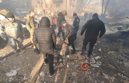 Обстрел Киева: погиб один человек, есть травмированные (фото, видео)