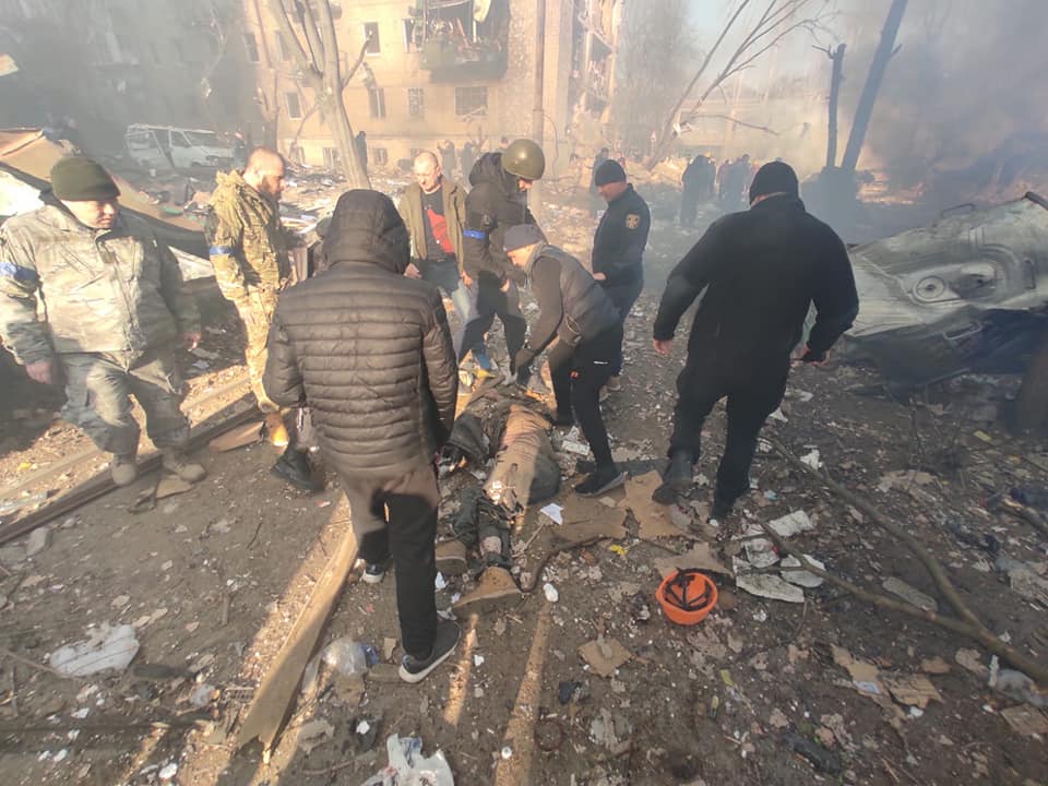 Обстрел Киева: погиб один человек, есть травмированные (фото, видео)