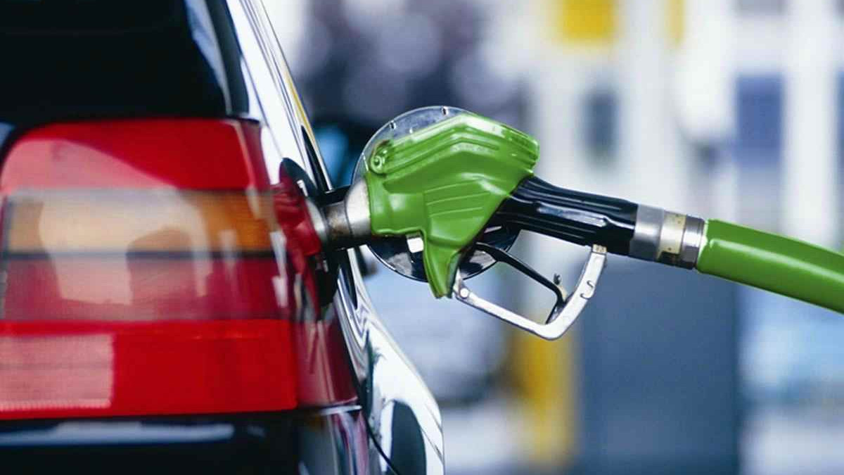 Бензин в Україні коштуватиме на рівні 35 грн/л, дизпаливо — 38 грн/л — Куюн