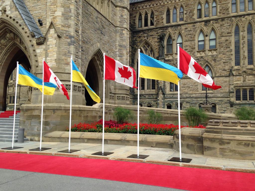 Парламент Канади рекомендує запровадити безвіз з Україною
