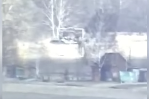Украинские десантники уничтожили танк и 2 БМП противника (видео)