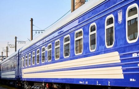 В Укрзалізниці попередили про затримку п'яти поїздів
