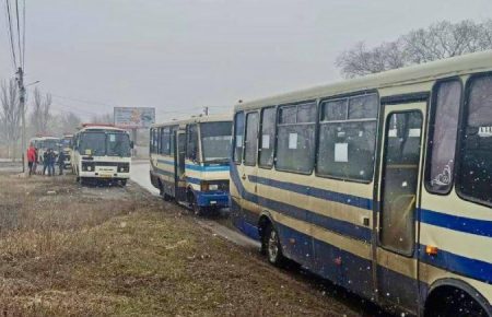 Із Ізюма на Харківщині евакуюють близько 2 тисяч людей — Тимошенко