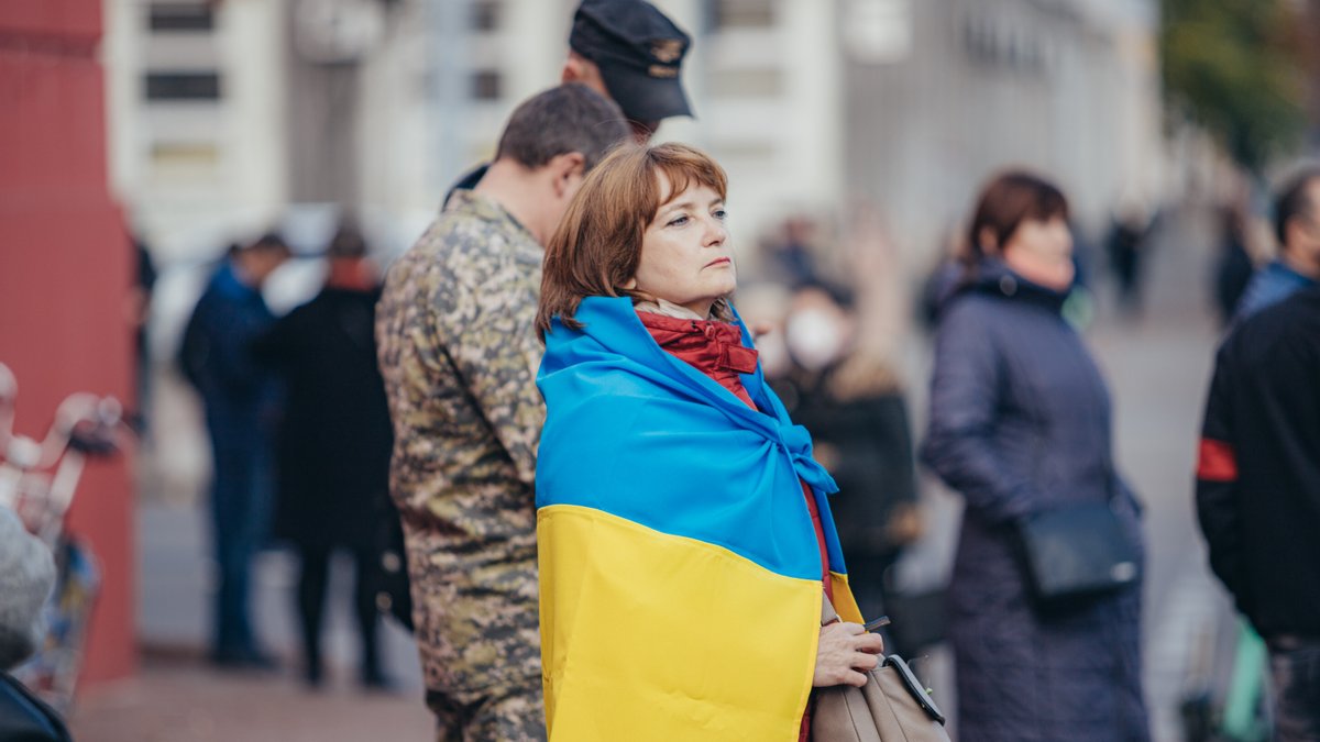 83% українців виступають за єдину державну мову в Україні — українську