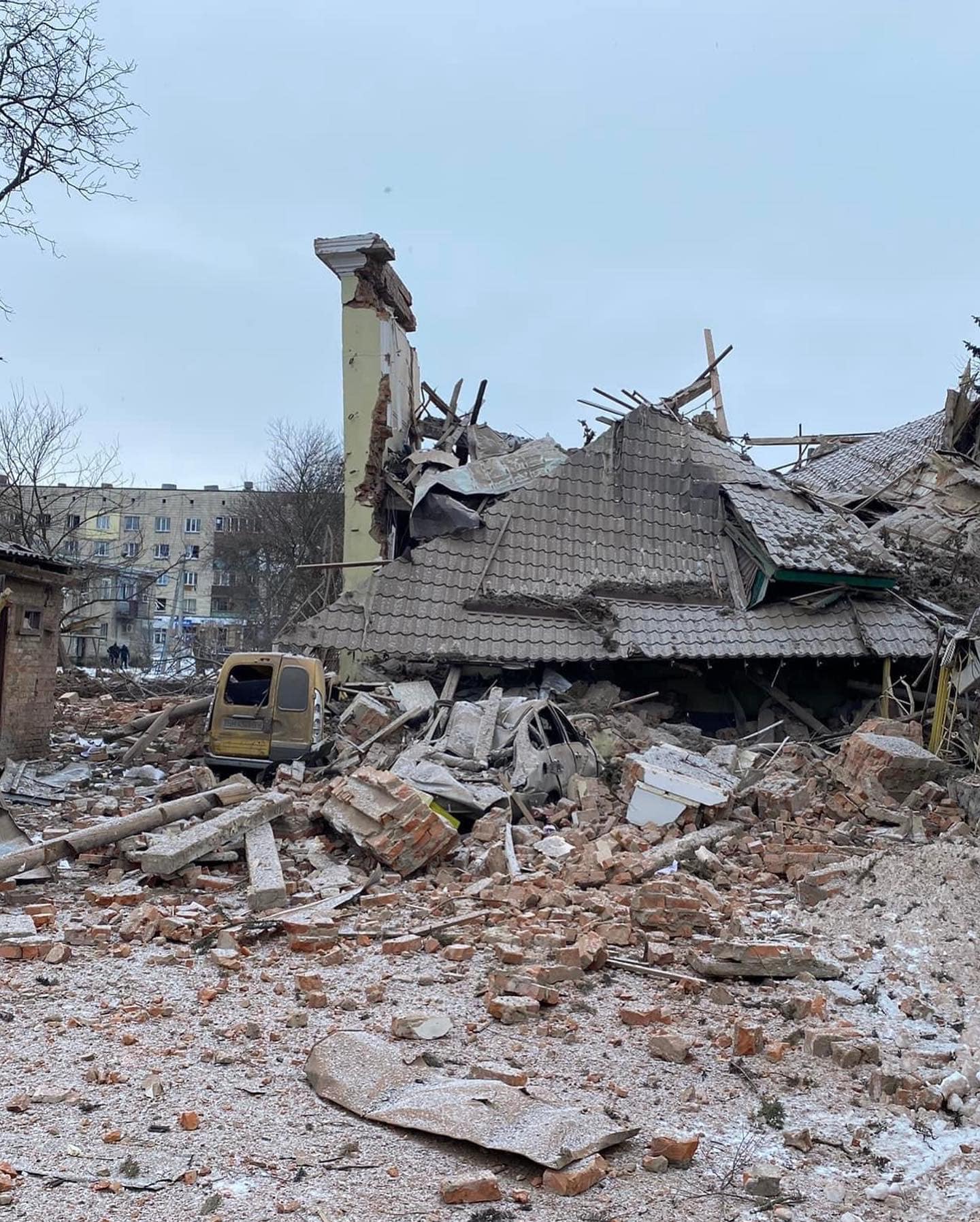 «Это не война, это уничтожение гражданских»: Ахтырка снова под авиаударами россии (фото, видео)