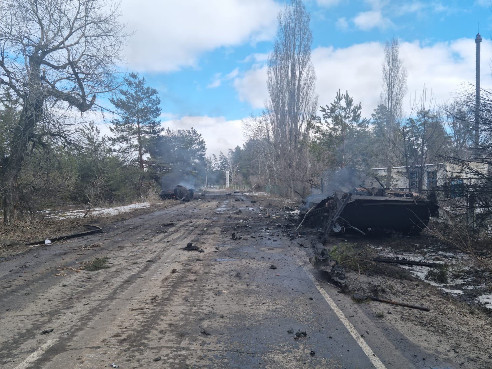 На Донецькому та Луганському напрямках українська армія відбила 7 атак — Генштаб