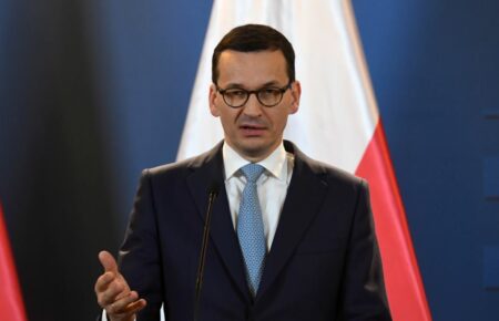 Польща підписала з Україною один із найбільших контрактів на постачання зброї
