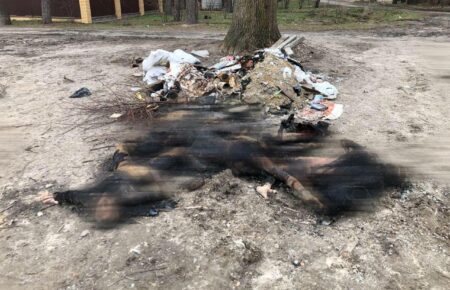 В Буче нашли останки тел семьи с ребенком, которых россияне убили и пытались сжечь