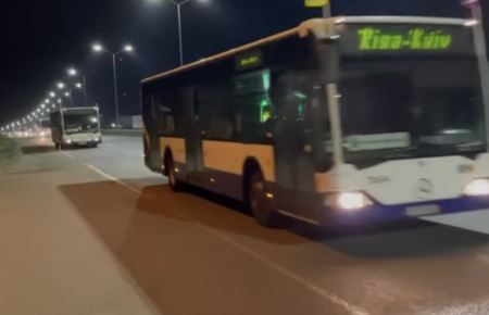 Власти Риги передали Киеву 11 пассажирских автобусов (видео) — Кличко